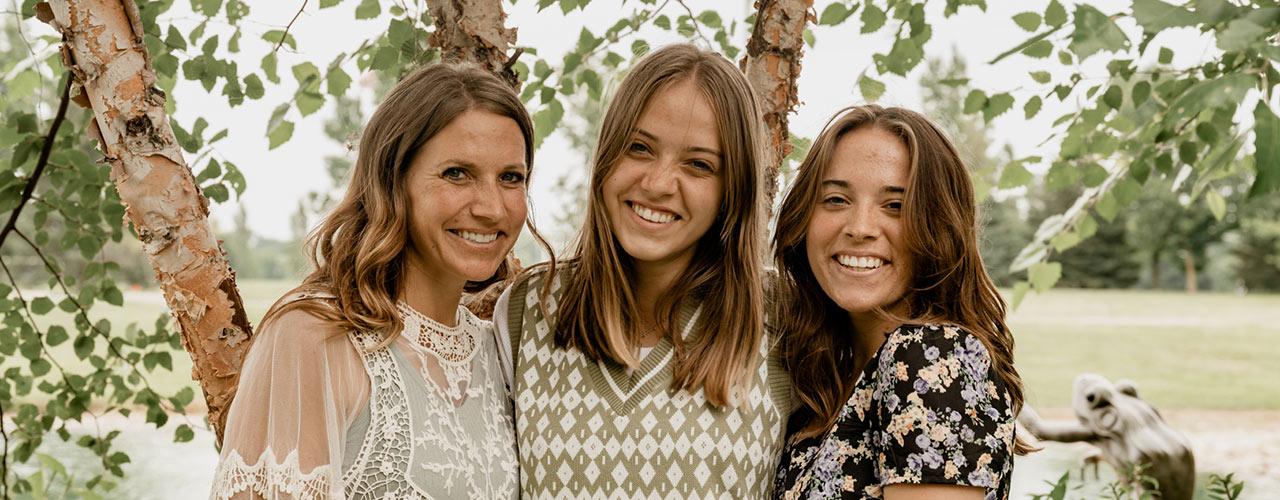 Julie Clark (right), with her daughters Maddie (left) and Kinslee (middle).